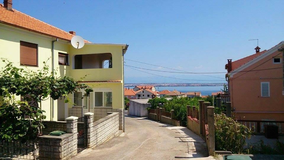 Apartman Кали Екстериор снимка